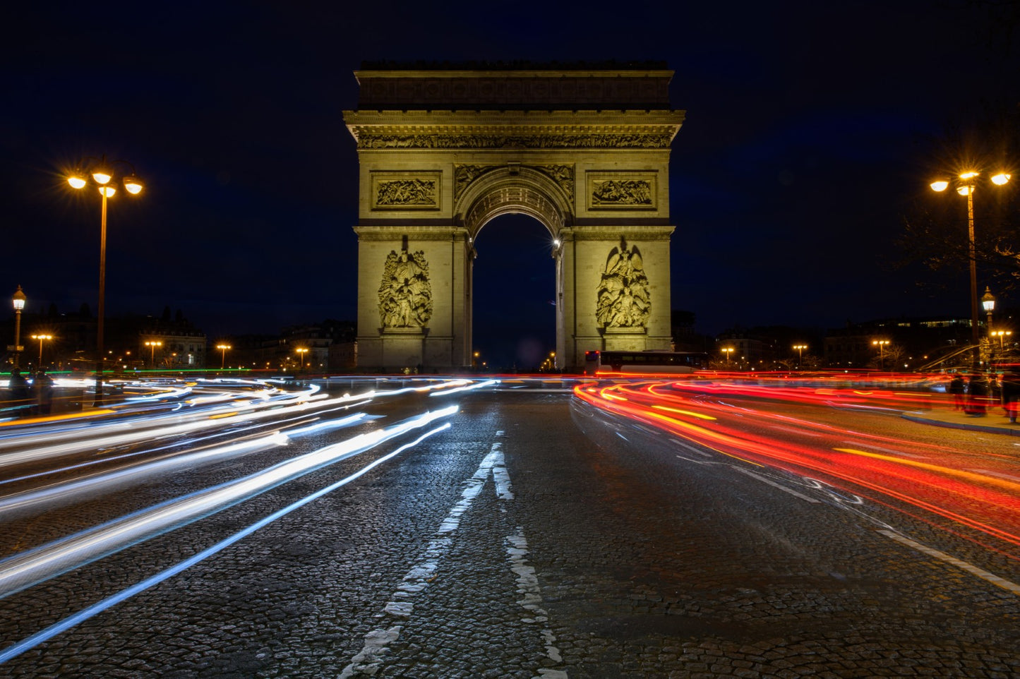 Arc de Triumph - Traffic