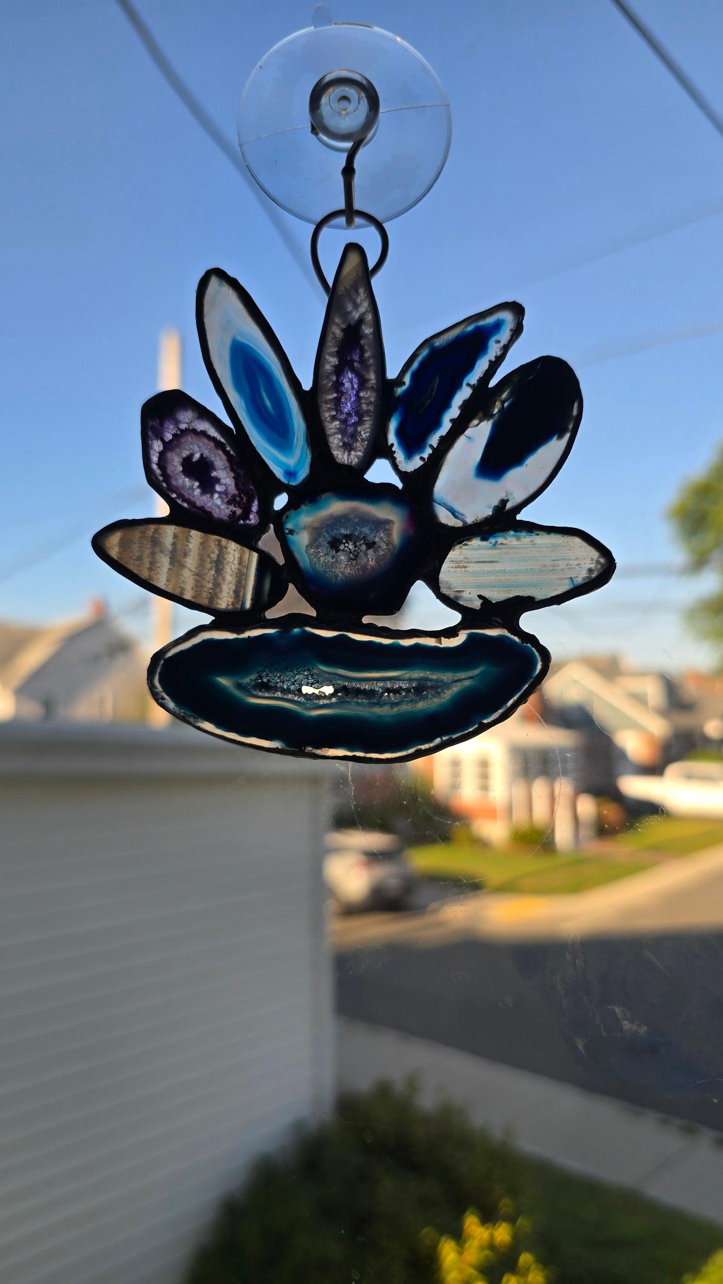 Agate Petal Ornament – Multicolor