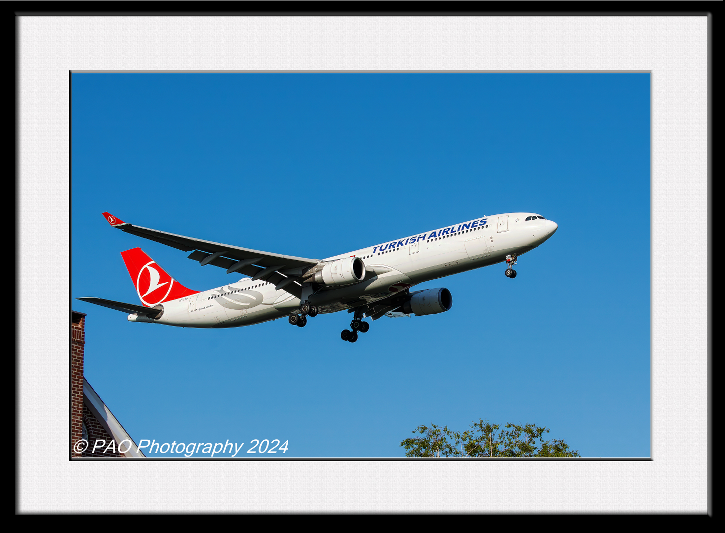 Turkish Airlines - Runway 22L