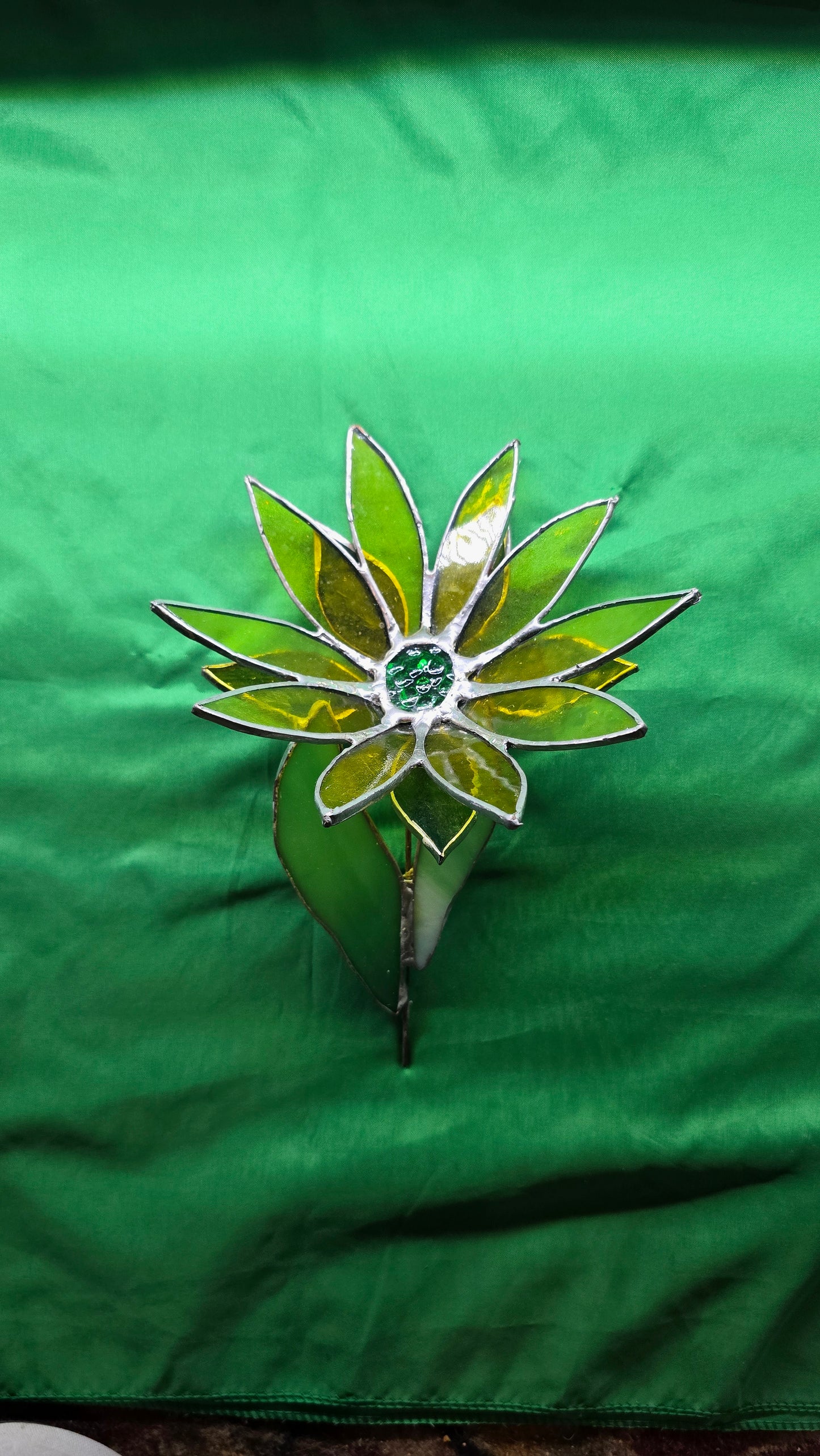 Large Single Stem Flower - Yellow