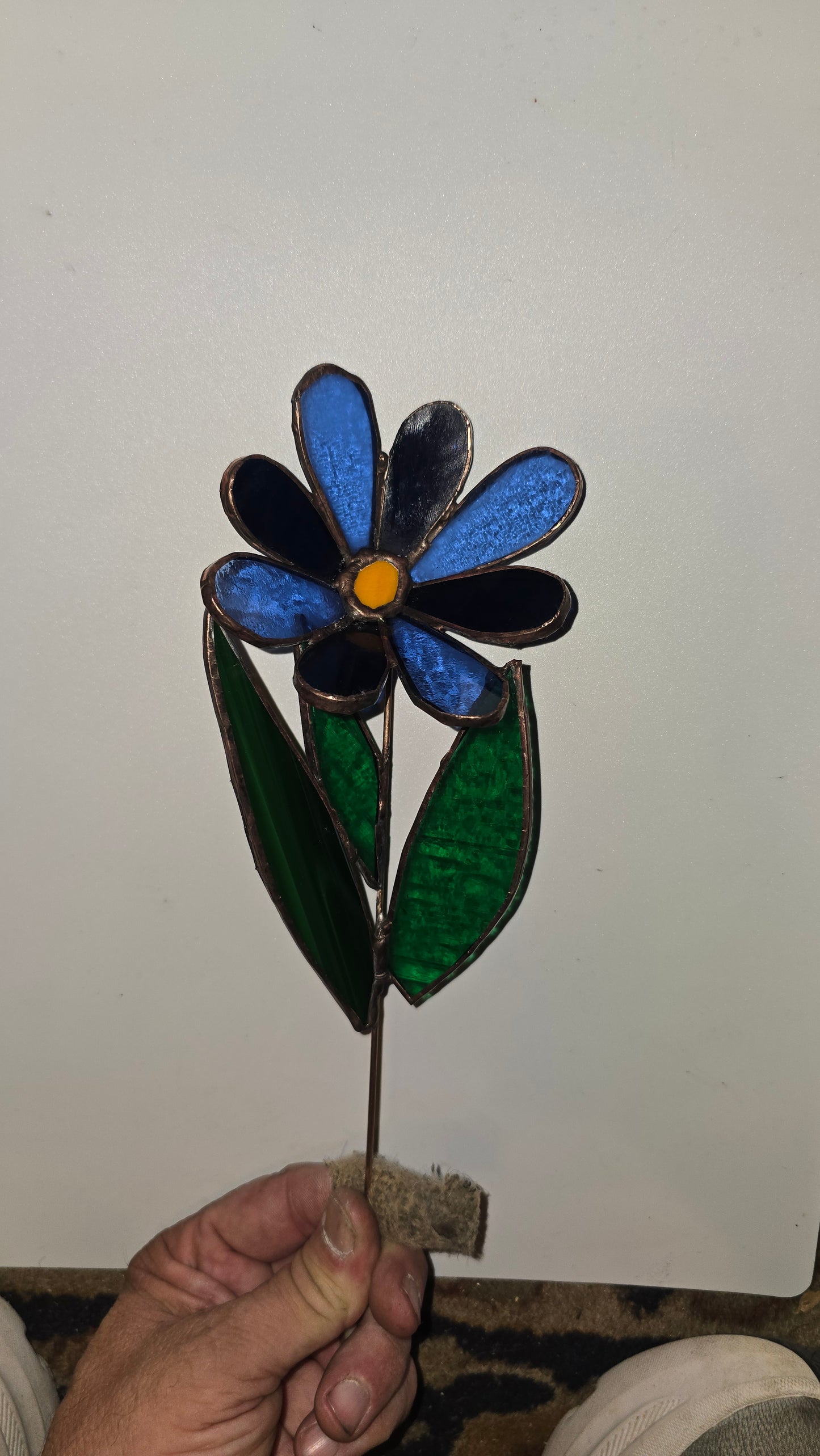 Blue Petal Stained Glass Flower with Leaves – 3D Sculpture