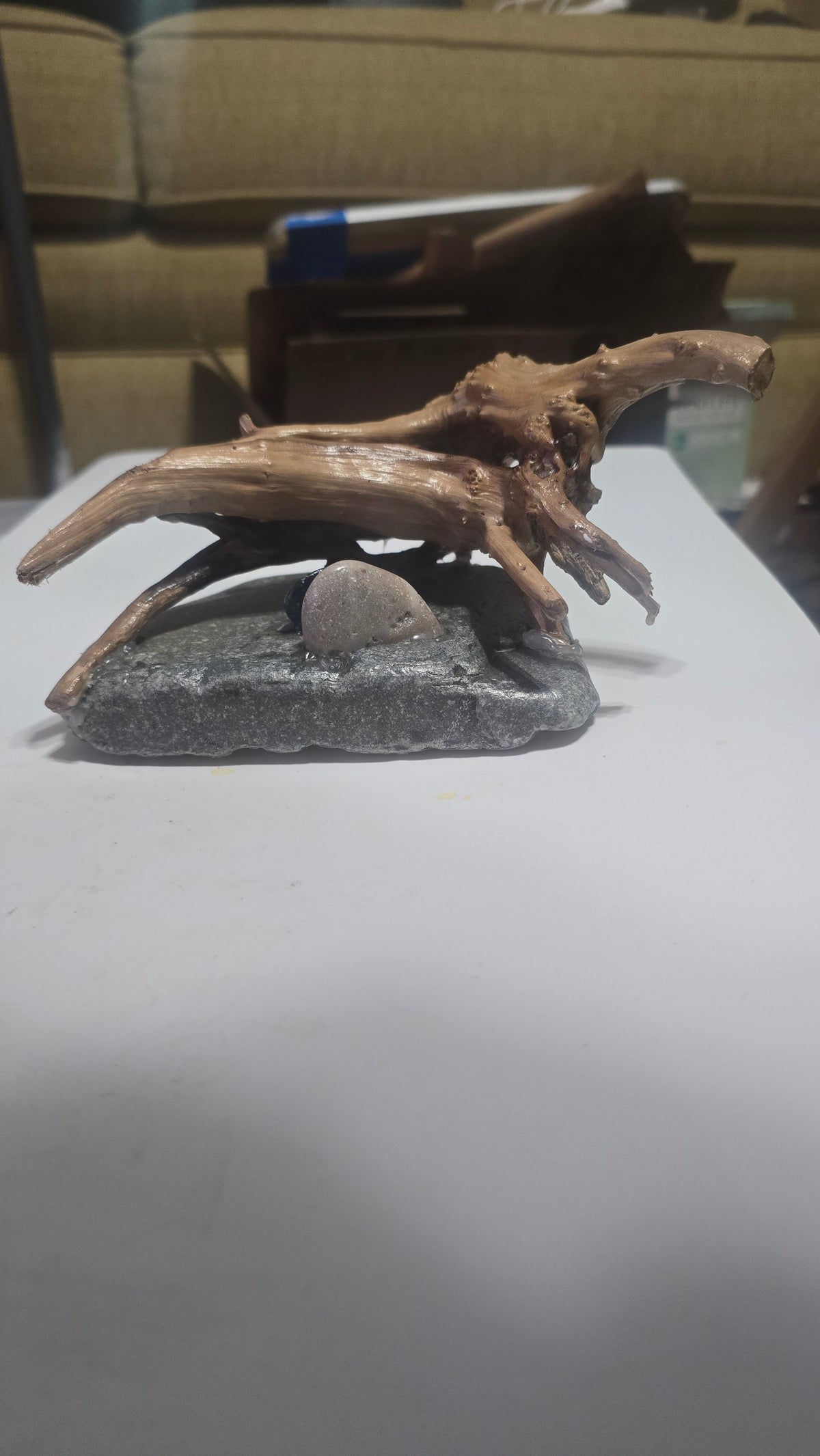 Layered stone glass stand - Version 5 for cardinal